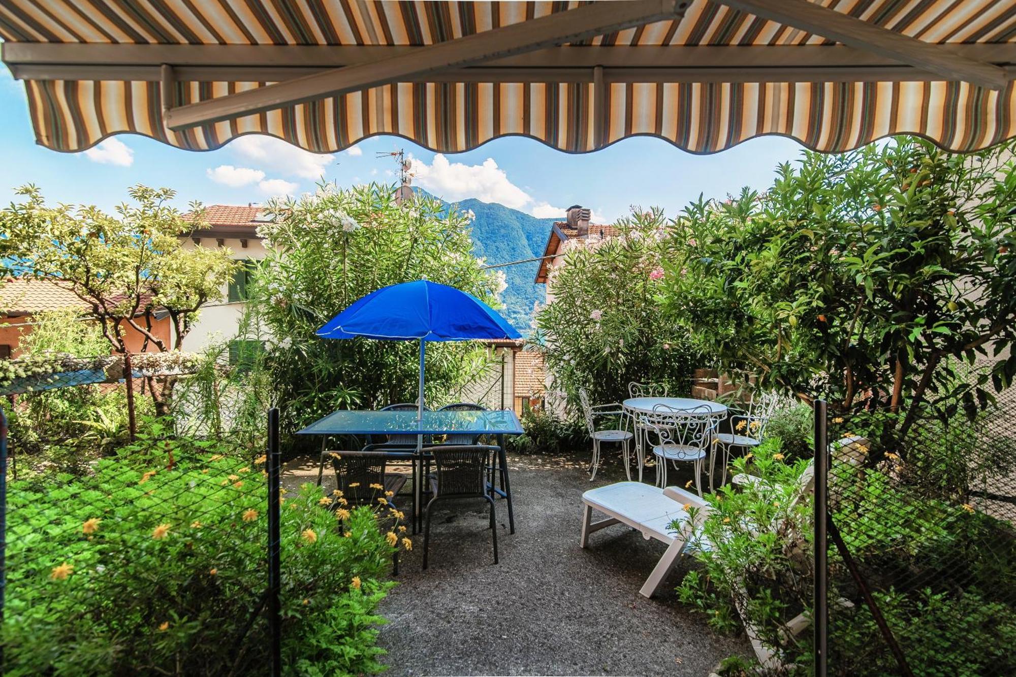 Delizioso Bilocale Vista Lago Colonno المظهر الخارجي الصورة