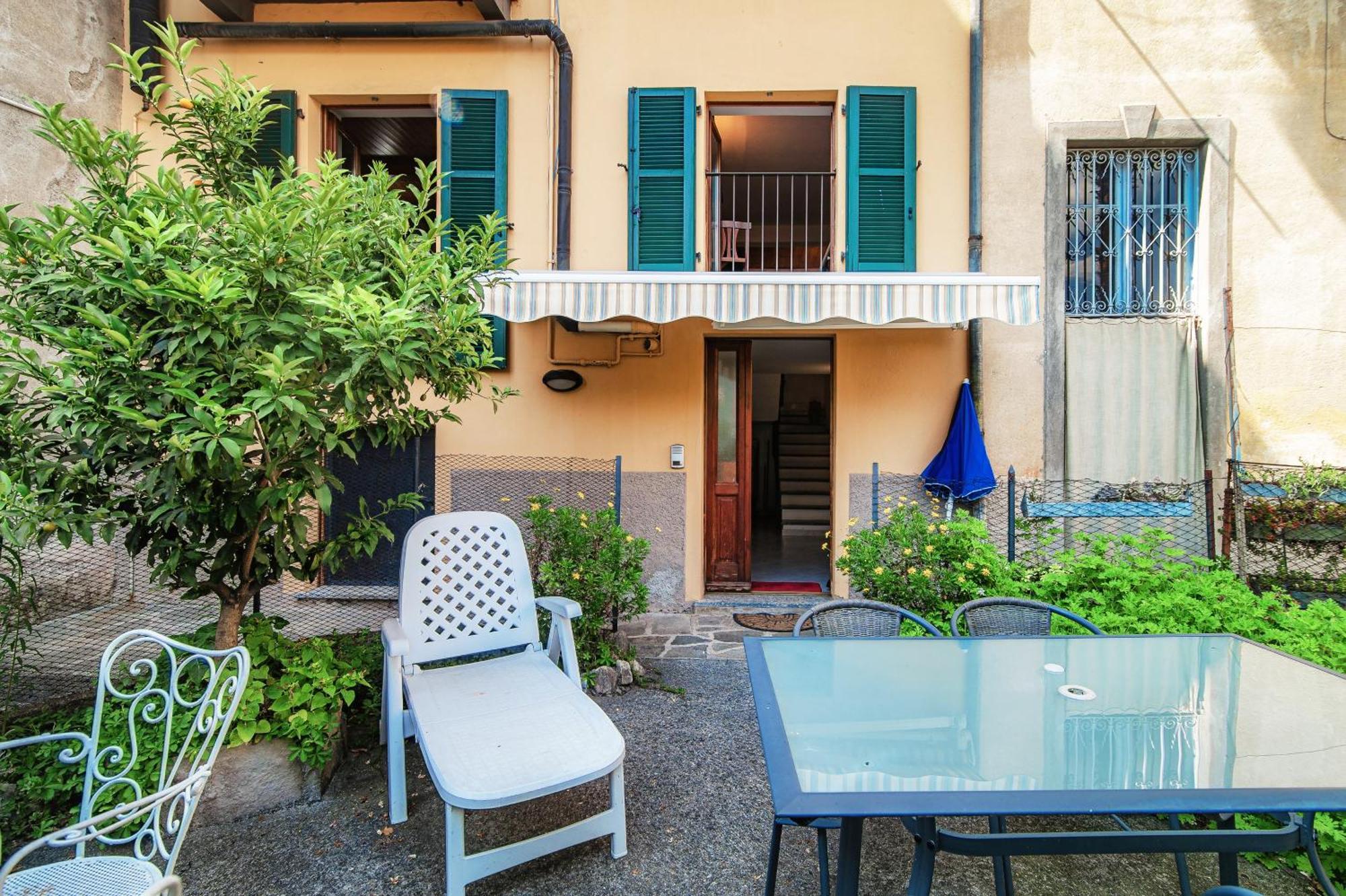 Delizioso Bilocale Vista Lago Colonno المظهر الخارجي الصورة