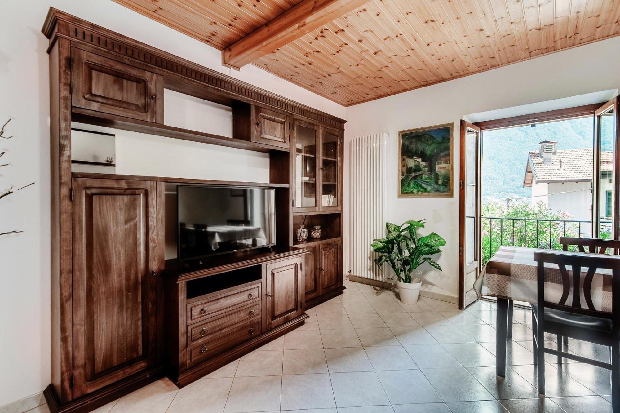 Delizioso Bilocale Vista Lago Colonno المظهر الخارجي الصورة
